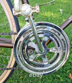 Vintage Schwinn Continental 10 speed bicycle