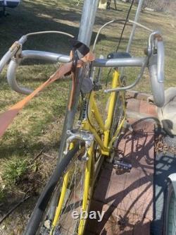Vintage Schwinn Continental Chicago Yellow Bicycle 10 Speed Bike 1970s