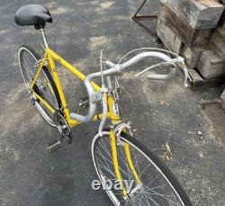 Vintage Schwinn Continental Road Bike 70s Steel Chicago USA Yellow