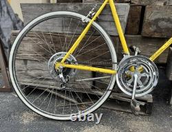 Vintage Schwinn Continental Road Bike 70s Steel Chicago USA Yellow
