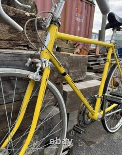 Vintage Schwinn Continental Road Bike 70s Steel Chicago USA Yellow