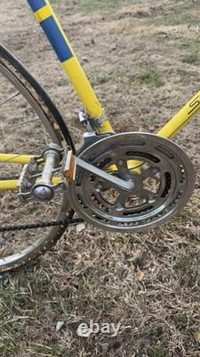 Vintage Schwinn Continental Road Bike Yellow 10-Speed 27 Chicago USA