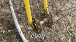 Vintage Schwinn Continental Road Bike Yellow 10-Speed 27 Chicago USA