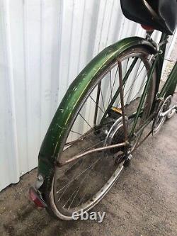 Vintage Schwinn Cruiser Bike- 10 Speed-Large Frame-Steel-Functional