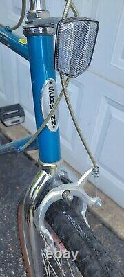 Vintage Schwinn Cruiser Supreme 26 inch wheel mens bike blue