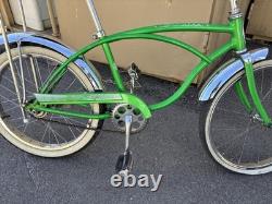 Vintage Schwinn Deluxe Flamboyant Lime Green Stingray 1965 Bicycle