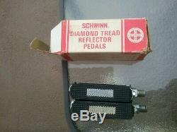 Vintage Schwinn Diamond Tread Reflector Bike Pedals new boxed
