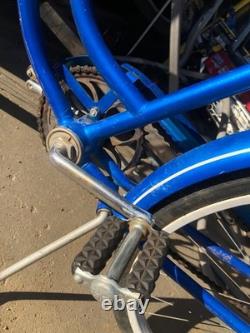 Vintage Schwinn Hollywood Blue USA Chicago Vintage Schwinn Hollywood Blue USA Chicago