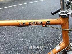 Vintage Schwinn Le Tour III Road Bike (1970's)