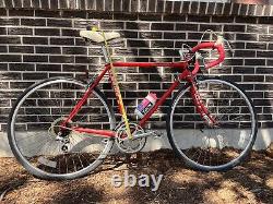 Vintage Schwinn Le Tour Red 53 (see Pic For Size Measurements)