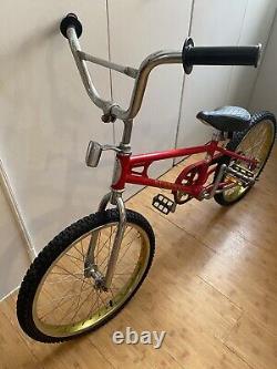 Vintage Schwinn Mini Thrasher 20 Old School Bmx Jump Bicycle