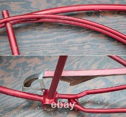 Vintage Schwinn Panther 2 Bike FRAME FORK CHAINGUARD 26 Wheels Cruiser Bicycle