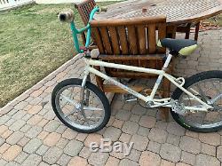 Vintage Schwinn Predator Bmx Bike With Motomag II Wheels