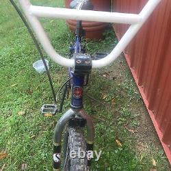 Vintage Schwinn Predator Pro BMX Bike Trick Bike