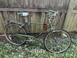 Vintage Schwinn Race Bicycle Emerald Green Seat Saddle