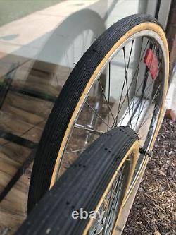 Vintage Schwinn S6 26 1 3/8 Rear Bicycle Chrome Wheel Rim Set Tires Reflector