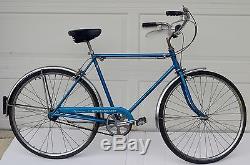Vintage Schwinn Speedster Mens Bicycle