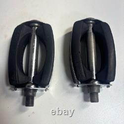 Vintage Schwinn Sting-Ray Krate Bicycle Pedals Rubber Block Chrome Pair