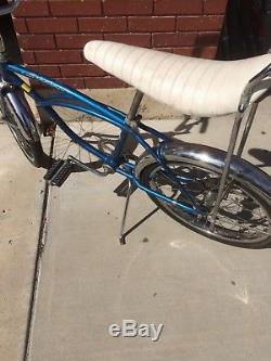 Vintage Schwinn Stingray