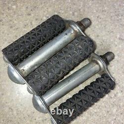 Vintage Schwinn Stingray Bicycle Cross Block Waffle Pedals Made in USA