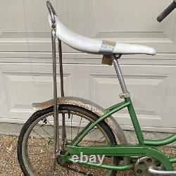 Vintage Schwinn Stingray Lil Chik Girls Banana Seat 20 Bike Garage Find