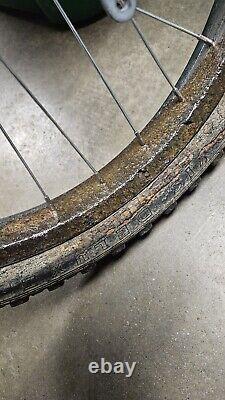 Vintage Schwinn Stingray S2 Rear Wheel Rusty Ray Wheel