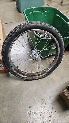 Vintage Schwinn Stingray S2 Rear Wheel Rusty Ray Wheel