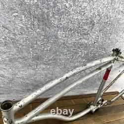 Vintage Schwinn Straight Bar Frame Cruiser Klunker Early 50s 60s 26 in Postwar