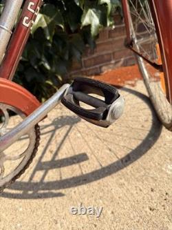 Vintage Schwinn Suburban 5-Speed Bicycle Cruiser 1970s Bike, Air Pump + Lights
