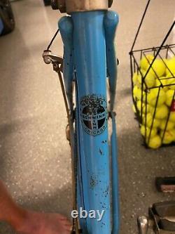 Vintage Schwinn Suburban Woman's Bicycle Blue