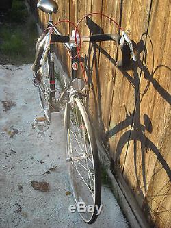 Vintage Schwinn Super LE Tour 12-Speed Road Bike all Original Black & Red Large