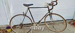 Vintage Schwinn Super Le Tour 12 speed bicycle bike