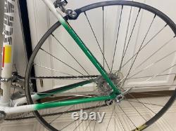 Vintage Schwinn Tempo Columbus Tubing/ Full Shimano 105/ Road Bike