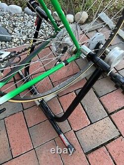 Vintage Schwinn Tempo Columbus Tubing Full Shimano 105 Road Bike Red Green White