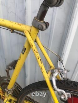 Vintage Schwinn Touring Bike- Schwinn Varsity-10 Speed- 55cm Steel Frame