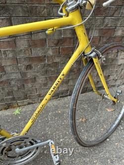 Vintage Schwinn Varsity 1973 Road Bike Chicago Kool Lemon Yellow Bicycle Men's