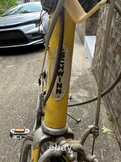 Vintage Schwinn Varsity 1973 Road Bike Chicago Kool Lemon Yellow Bicycle Men's