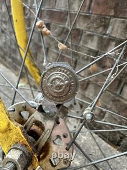 Vintage Schwinn Varsity 1973 Road Bike Chicago Kool Lemon Yellow Bicycle Men's