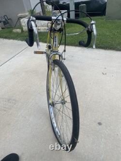 Vintage Schwinn Varsity 24 Small Frame Road Bike Yellow 10-Speed Early 1970s
