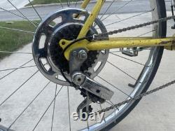 Vintage Schwinn Varsity 24 Small Frame Road Bike Yellow 10-Speed Early 1970s