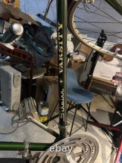 Vintage Schwinn Varsity Bicycle 1970's 27 Wheels Green excellent 20 in frame