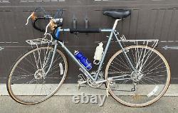 Vintage Schwinn Voyageur SP Touring Bicycle with Racks 27 58 cm Pick Up Only