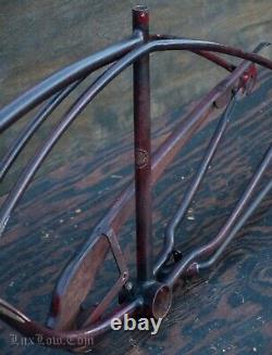 Vintage Schwinn Wasp Bike FRAME CHAINGUARD FORK Phantom Cruiser Bicycle 26Wheel