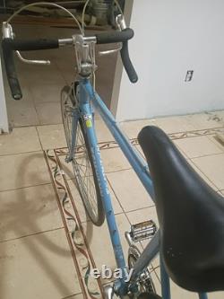 Vintage Schwinn World Road Bike