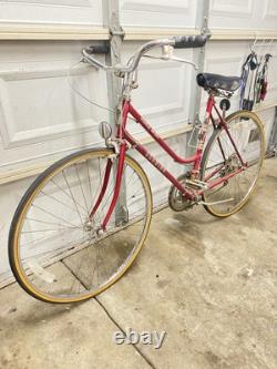 Vintage Schwinn World Sport unisex Bicycle