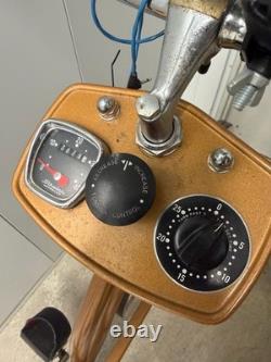 Vintage Schwinn XR-7 Exercise Bike Harvest Gold Speedometer Timer Work Vintage Schwinn XR-7 Exercise Bike Harvest Gold Speedometer Timer Work
