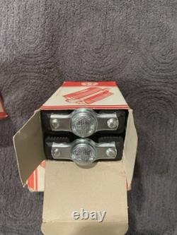 Vintage Schwinn, stingray, Krate diamond tread, reflector, petals, new in box