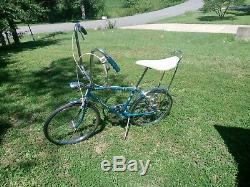 Vintage Sky blue 1967 Schwinn Stingray 5 speed Fastback muscle bike not krate s2