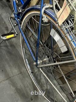 Vintage Women's Schwinn Suburban Bicycle (27 Wheels)