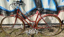 Vintage Womens Schwinn World Tourist Bike Bicycle Red Cruiser 1980's Dark Cherry